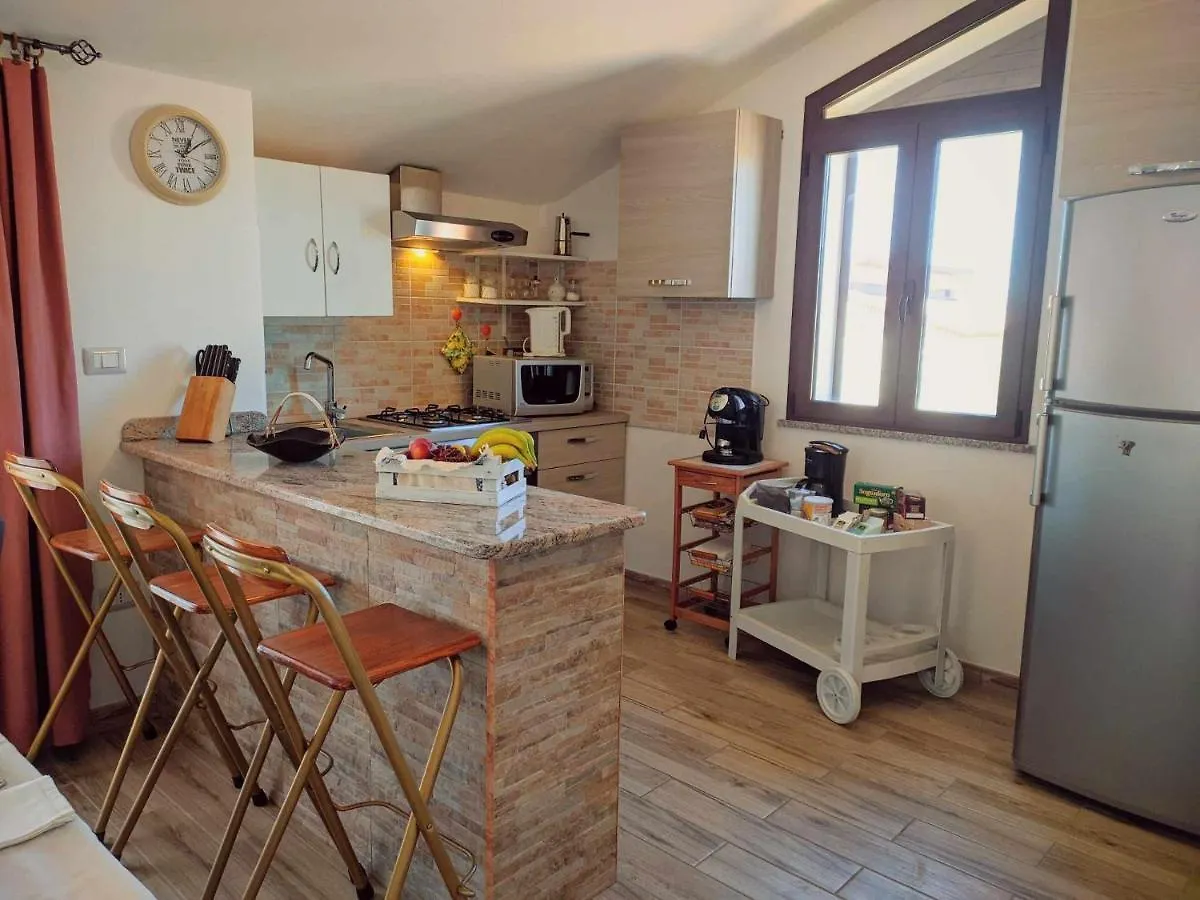 Apartment Appartamento Vicino Spiaggia Di Maria Pia 4 Camere 4 Bagni Per 9 Persone Alghero Italien