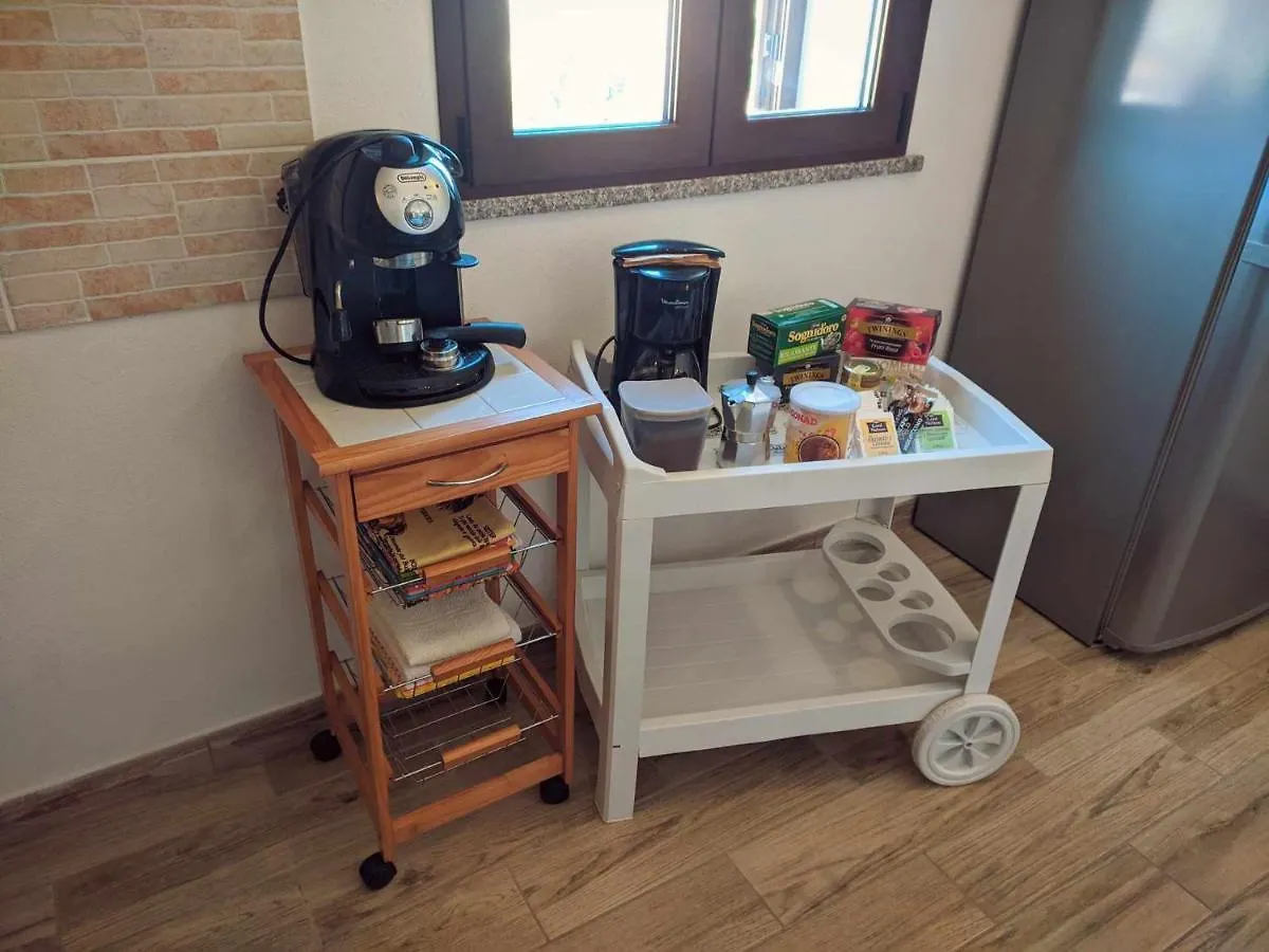 Apartment Appartamento Vicino Spiaggia Di Maria Pia 4 Camere 4 Bagni Per 9 Persone Alghero